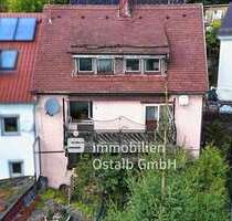 Haus zum Kaufen in Schwäbisch Gmünd 135.000,00 € 122 m²