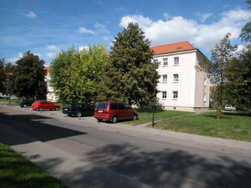 Foto - Wohnung zum Mieten in Braunsbedra 364,00 € 59.6 m²