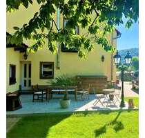 Haus zum Kaufen in Kleinheubach 1.150.000,00 € 362 m²