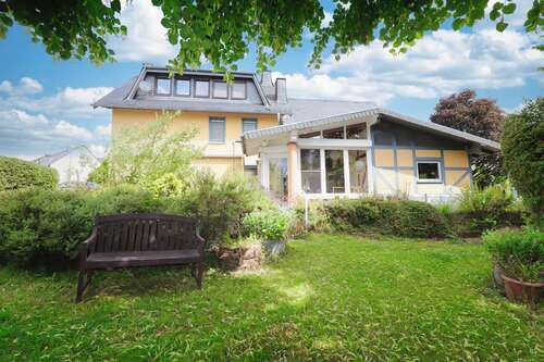 Foto - Haus zum Kaufen in Auderath 255.000,00 € 183 m²