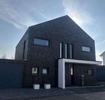 Haus zum Kaufen in Juechen 889.000,00 € 152 m²