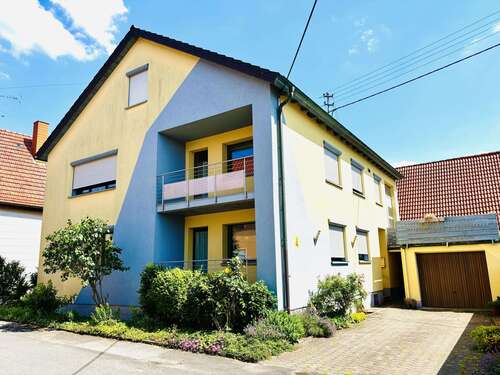 Foto - Haus zum Kaufen in Hofheim 330.000,00 € 275 m²