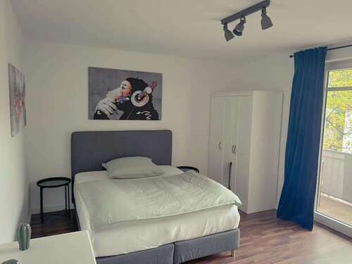 Foto - WG-Zimmer in Frankfurt am Main 899,00 € 25 m²