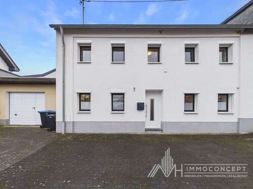 Foto - Haus zum Kaufen in Landscheid Burg (Salm) 220.000,00 € 103.18 m²