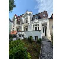 Haus zum Mieten in Hamburg 4.500,00 € 213.7 m²