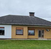 Haus zum Kaufen in Petershagen 149.000,00 € 123 m²