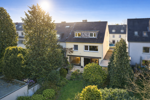 Foto - Haus zum Kaufen in Hilden 795.000,00 € 292 m²