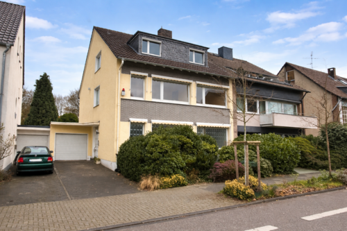 Foto - Haus zum Kaufen in Hilden 995.000,00 € 292 m²