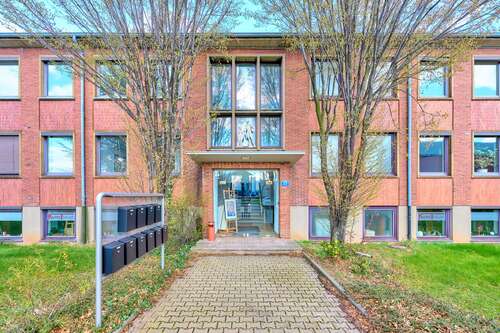 Foto - Büro in Düren 664,00 € 83 m² - 664,00&nbsp;EUR Kaltmiete, ca.&nbsp; 83,00&nbsp;m&sup2;