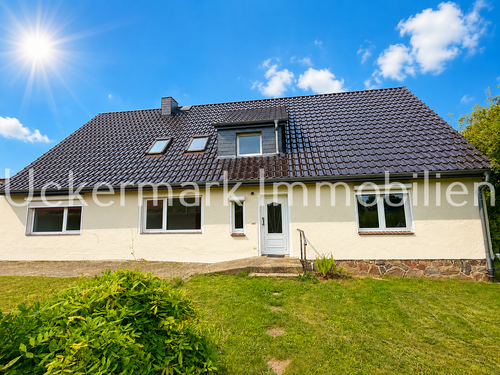 Foto - Haus zum Kaufen in Woldegk 319.000,00 € 220 m²