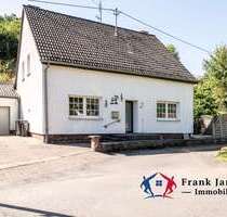 Haus zum Kaufen in Mürlenbach 165.000,00 € 140 m²