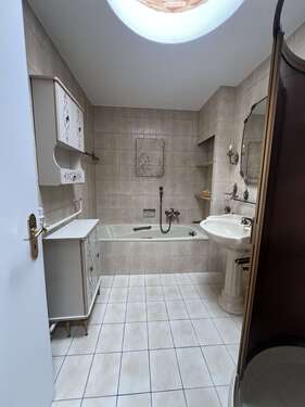 Foto - Haus zum Kaufen in Wiesbaden 859.000,00 € 140 m²