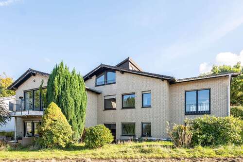 Foto - Haus zum Kaufen in Bielefeld 629.900,00 € 304.74 m²