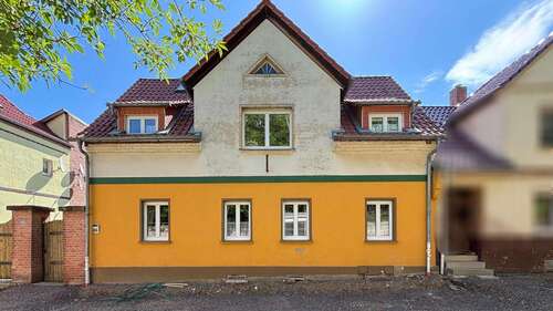 Foto - Haus zum Kaufen in Reinstedt 160.000,00 € 161 m²