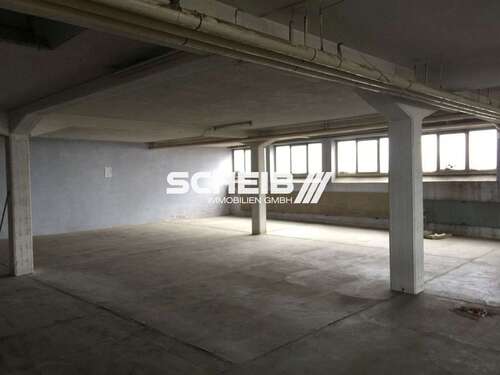 Foto - Halle in Crailsheim 2.429,30 € 485.86 m²