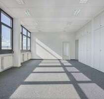 Büro in Neuss 449,00 € 26.22 m²