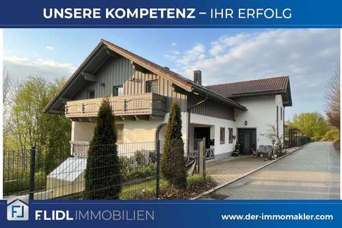 Foto - Haus zum Kaufen in Thyrnau 599.999,00 € 267 m²