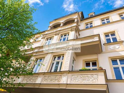 Foto - Haus zum Kaufen in Berlin Niederschönhausen 1.799.000,00 € 929 m²