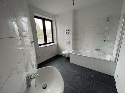 Foto - Wohnung zum Mieten in Kerpen 999,00 € 92.29 m²