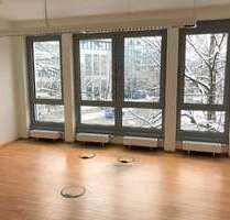 Büro in München 900,00 € 35 m² - 900,00 EUR Kaltmiete, ca.  35,00 m² in München (PLZ: 80687)