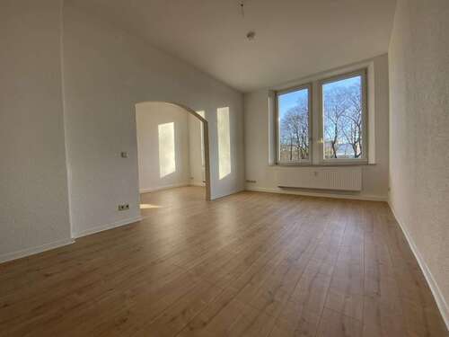 Foto - Wohnung zum Mieten in Hof 650,00 € 93.76 m²