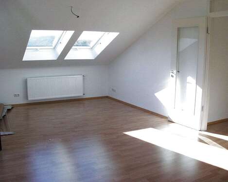 Foto - Wohnung zum Mieten in Großwallstadt 800,00 € 73 m²