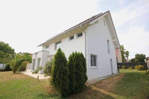 Foto - Haus zum Kaufen in Kusterdingen-Jettenburg 1.275.000,00 € 169.25 m²