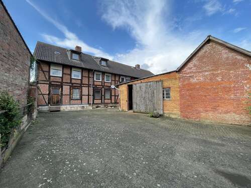 Foto - Haus zum Kaufen in Süpplingenburg 95.000,00 € 200 m²