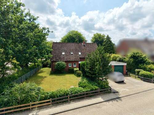 Foto - Haus zum Kaufen in Varel 295.000,00 € 236.14 m²