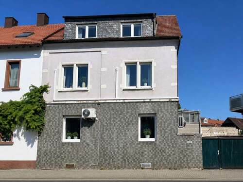 Foto - Haus zum Kaufen in Ludwigshafen am Rhein Rheingönheim 291.000,00 € 165 m²