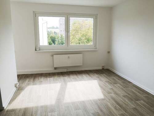 Foto - Wohnung zum Mieten in Gera 220,00 € 32.34 m²