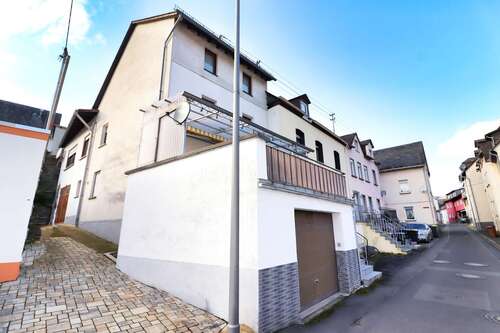 Foto - Haus zum Kaufen in Zell (Mosel) 145.000,00 € 145 m²