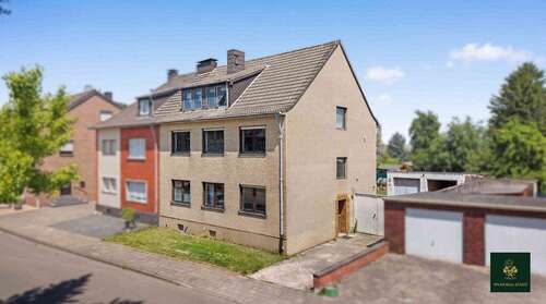Foto - Haus zum Kaufen in Düren 215.000,00 € 145.79 m²