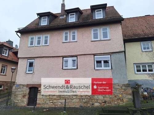 Foto - Haus zum Kaufen in Homberg 180.000,00 € 174 m²