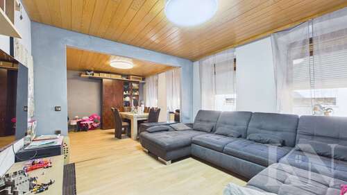 Foto - Haus zum Kaufen in Schiffweiler 99.000,00 € 171.89 m²