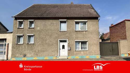 Foto - Haus zum Kaufen in Gröningen 99.000,00 € 164 m²