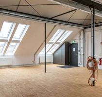 Büro in Berlin 11.914,50 € 507 m²