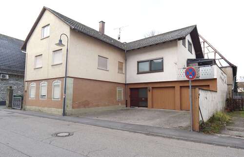 Foto - Haus zum Kaufen in Sinsheim Hoffenheim 395.000,00 € 257.84 m²