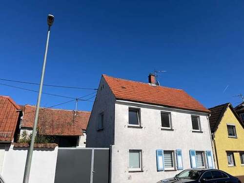 Foto - Haus zum Kaufen in Wiesbaden 345.000,00 € 77 m²
