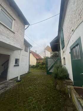 Foto - Haus zum Kaufen in Wiesbaden 359.000,00 € 77 m²