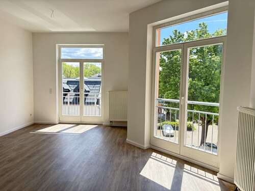 Foto - Wohnung zum Mieten in Zwickau 625,00 € 72.89 m²