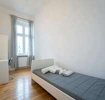 WG-Zimmer in Berlin 615,00 € 9 m²