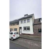 Haus zum Kaufen in Köln 385.000,00 € 132 m²