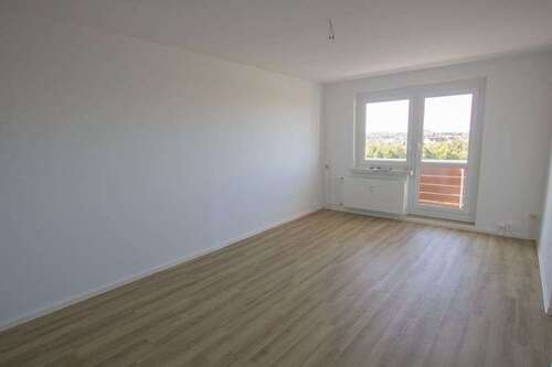 Foto - Wohnung zum Mieten in Halle (Saale) 344,00 € 68.63 m²