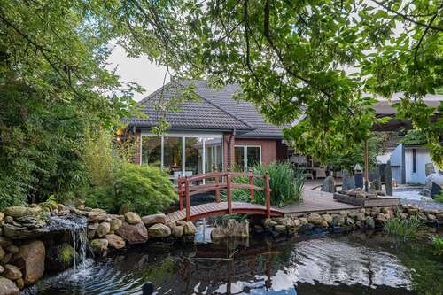 Foto - Haus zum Kaufen in Grünendeich 728.000,00 € 244.61 m²