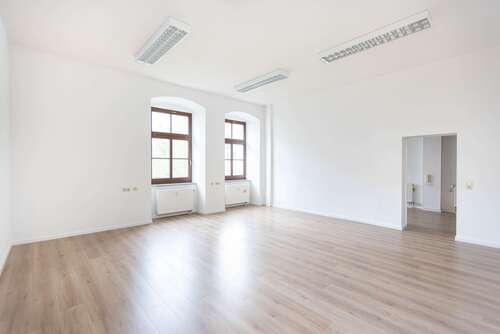 Foto - Büro in Löbau 366,00 € 62 m² - 366,00&nbsp;EUR Kaltmiete, ca.&nbsp; 62,00&nbsp;m&sup2;