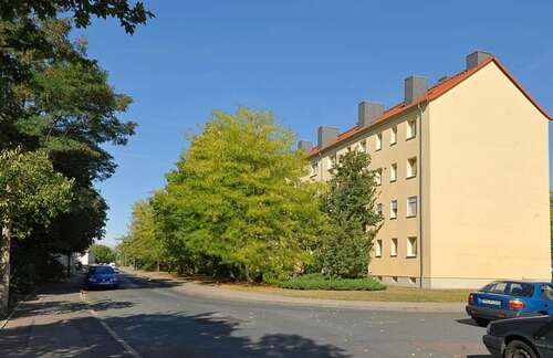Foto - Wohnung zum Mieten in Halle 230,00 € 23.01 m²