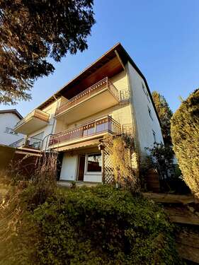 Foto - Haus zum Kaufen in Niedernhausen 635.000,00 € 192 m²