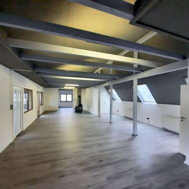 Foto - Büro in Karlsbad 750,00 € 120 m²