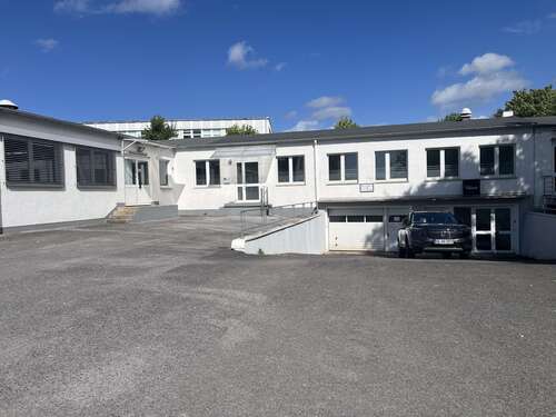 Foto - Büro in Solingen 1.250,00 € 205 m²